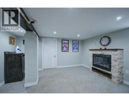 27 EDWIN Street - 24