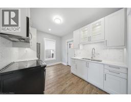 76 GREY Street - 10