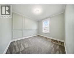 76 GREY Street - 18