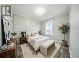 76 GREY Street - 19