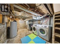 76 GREY Street - 27