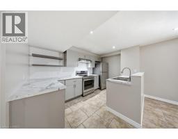 20 WEBB Avenue - 40