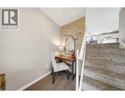 7 FOREST Drive - 25