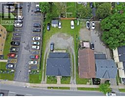 275 BRANT Avenue - 12