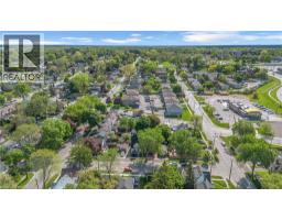 9 AYLMER Street - 25
