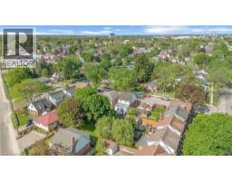 9 AYLMER Street - 26
