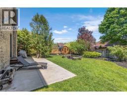 18 HAWARDEN Avenue - 48
