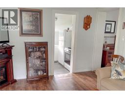 12 SPENCER Street - 13