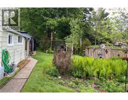 12 SPENCER Street - 32