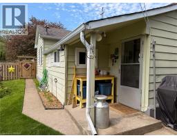 12 SPENCER Street - 48