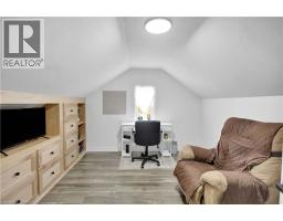 29 ALEXANDER Street - 24