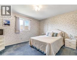 19 HANLON Place UnitNo. 54 - 12