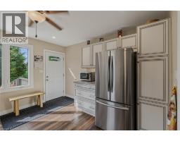 46 CLARA Crescent - 16