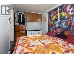38 MOWAT Street - 15