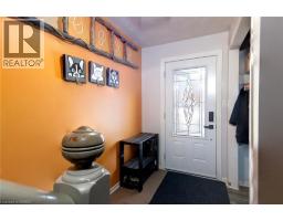 38 MOWAT Street - 3