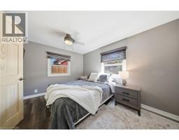 137 BROCK Street - 18