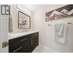137 BROCK Street - 21