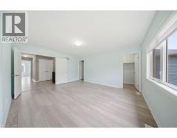 10 KNEALE Street - 20