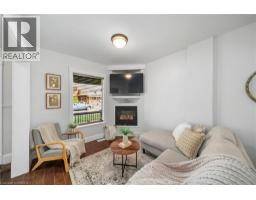 20 WELLS Avenue - 13