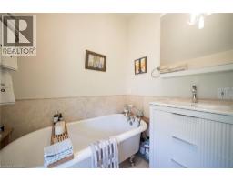 11 CHESTNUT Avenue - 34