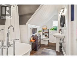 3 BRIGHTON Avenue - 25