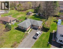 65 LYNDHURST Avenue - 32