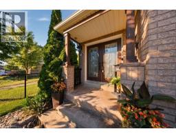 75 HUNTER Way - 4