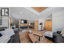 6 KINGS Lane - 11