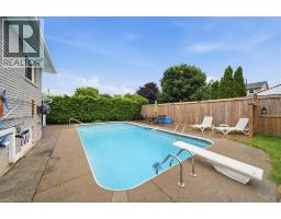 76 ENFIELD Crescent - 33
