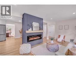 44 TYRELL Street - 7