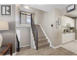 93 WINDING Way - 11