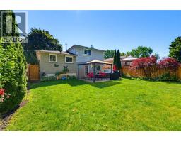 93 WINDING Way - 26