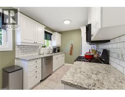 93 WINDING Way - 8