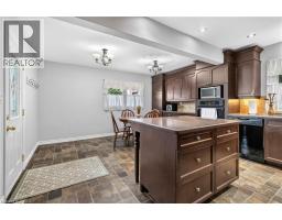 46 FAIRVIEW Drive - 9