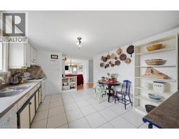367 NELSON Street - 12