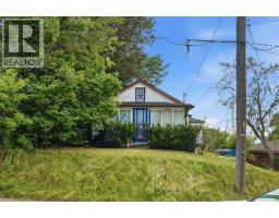 367 NELSON Street - 3