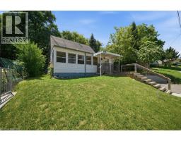 42 DUNDAS Street E - 31