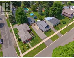 174 WELLINGTON Street - 34
