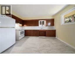 401 NELSON Street - 12