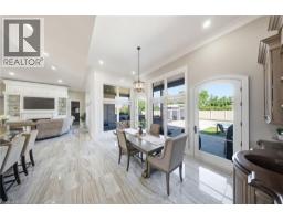 18 HARPER Boulevard - 13