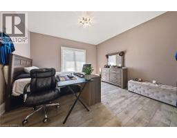 18 HARPER Boulevard - 20
