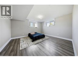 18 HARPER Boulevard - 28