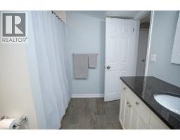 48 NIGHTINGALE Drive - 31
