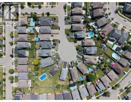 48 NIGHTINGALE Drive - 42