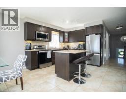 48 NIGHTINGALE Drive - 7