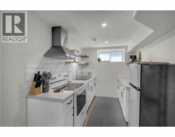 450 HIGHLAND Road E - 22