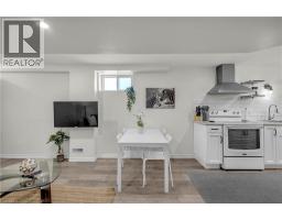 450 HIGHLAND Road E - 24