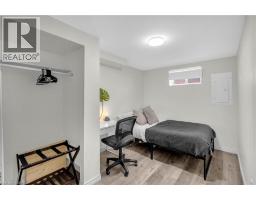 450 HIGHLAND Road E - 31