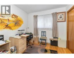 16 PARIS Road - 29