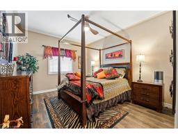 9 MILLCROFT Drive - 14